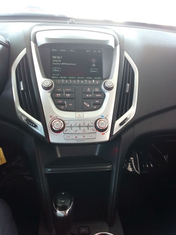 2016 GMC Terrain Image 9