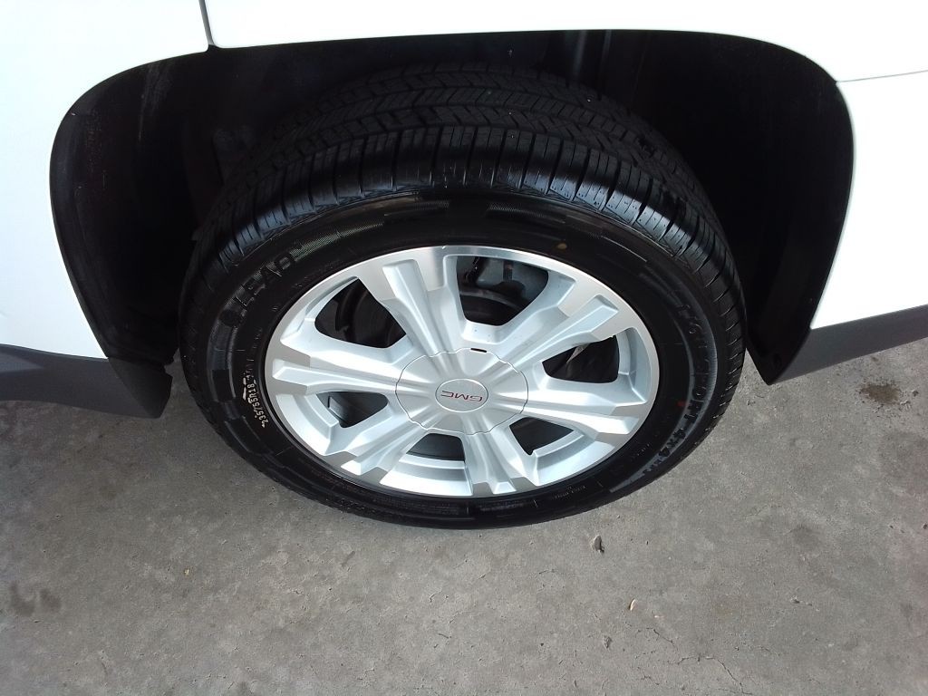 2016 GMC Terrain Image 24