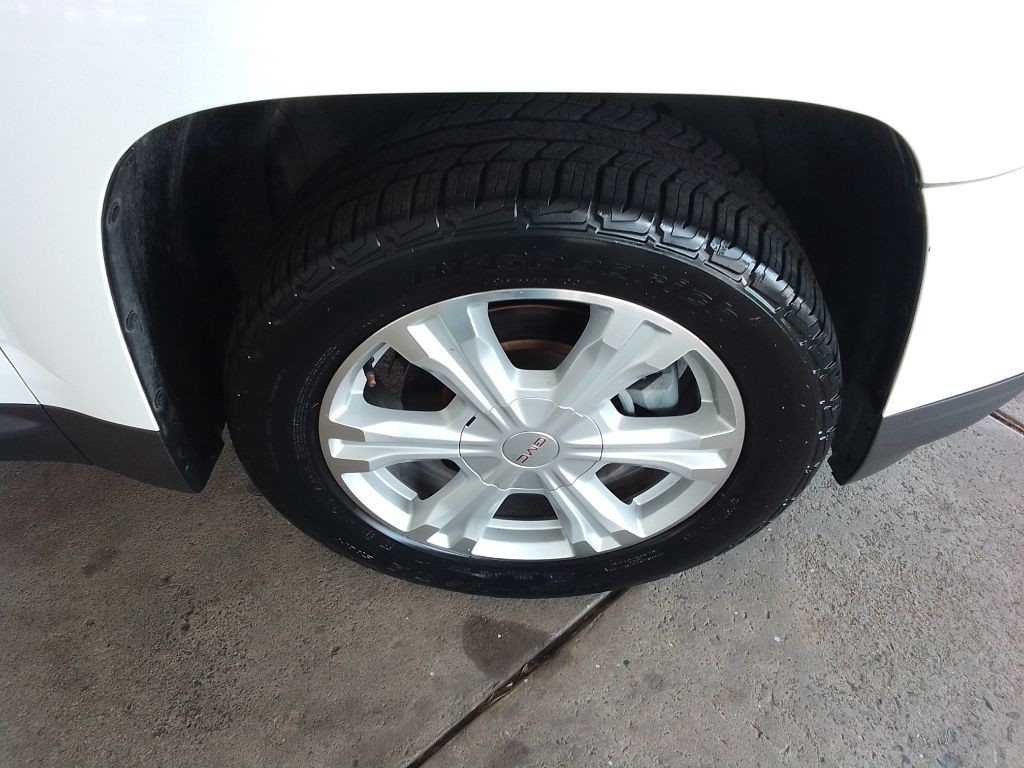 2016 GMC Terrain Image 25