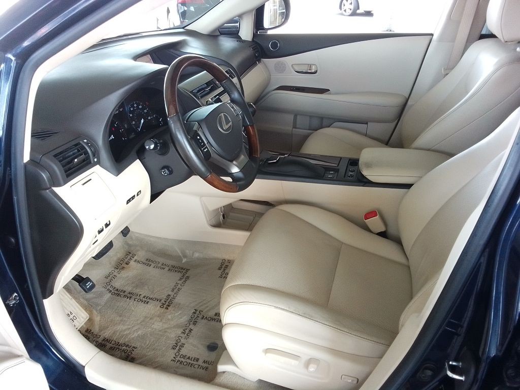 2014 Lexus RX Image 16
