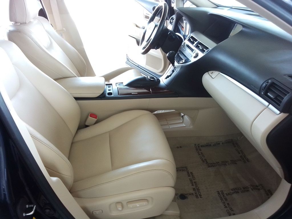 2014 Lexus RX Image 18