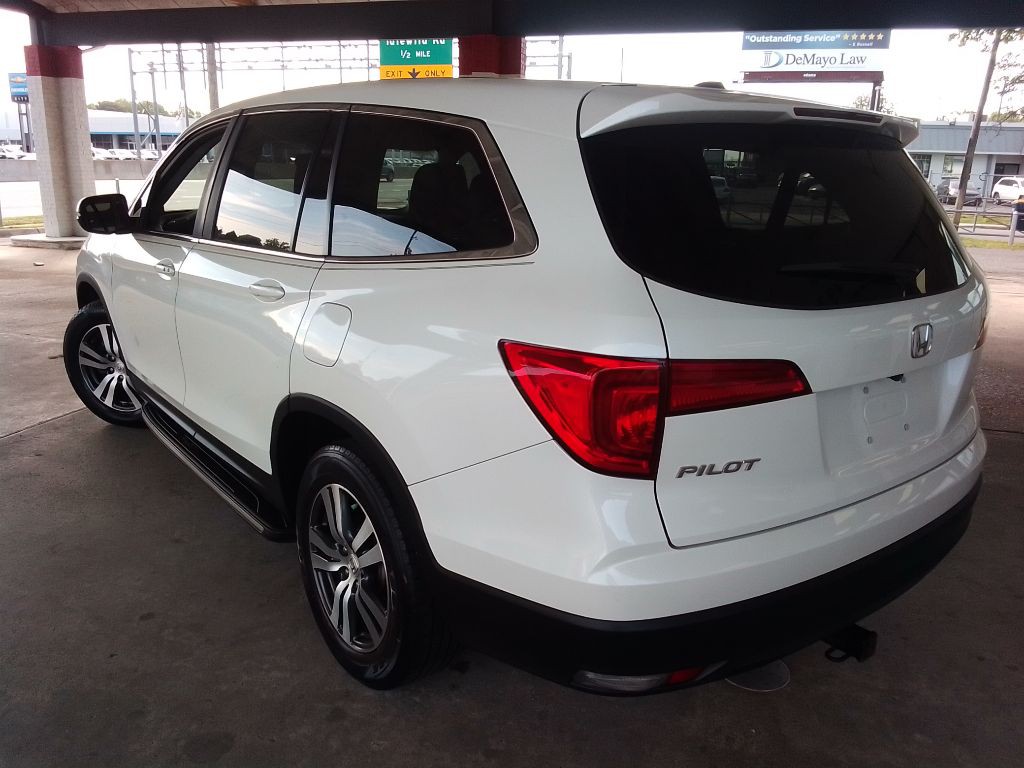 2017 Honda Pilot Image 4