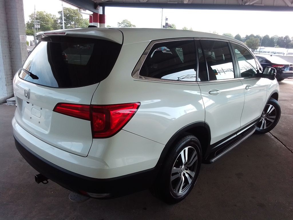 2017 Honda Pilot Image 5
