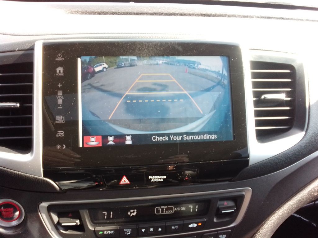 2017 Honda Pilot Image 10