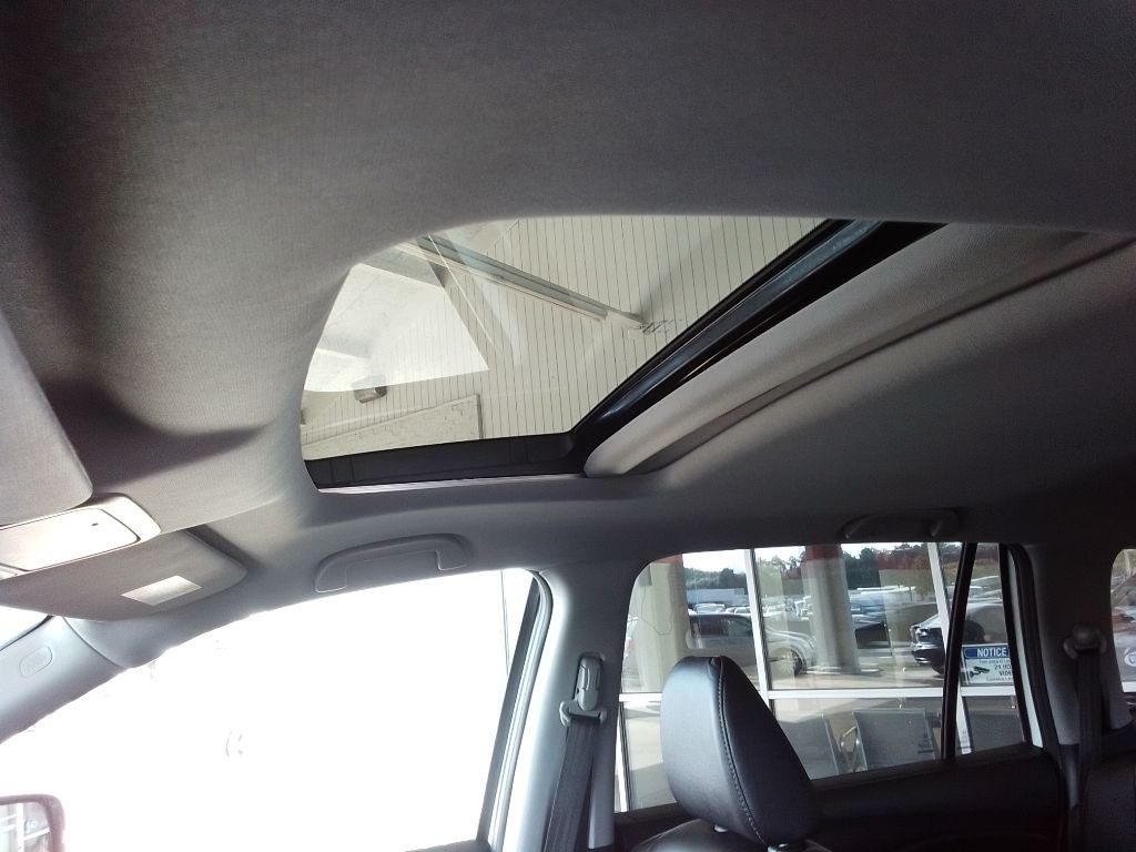 2017 Honda Pilot Image 18