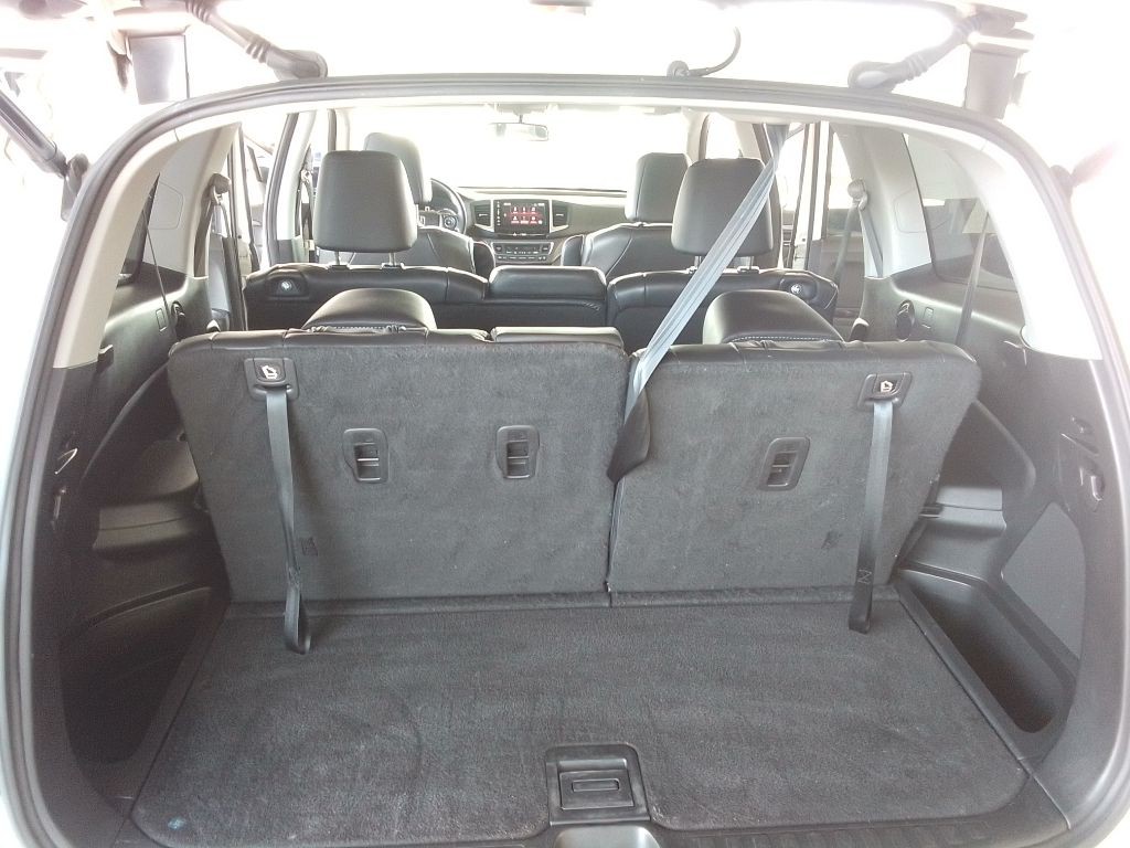 2017 Honda Pilot Image 25
