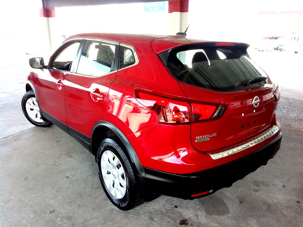 2018 Nissan Rogue Image 5