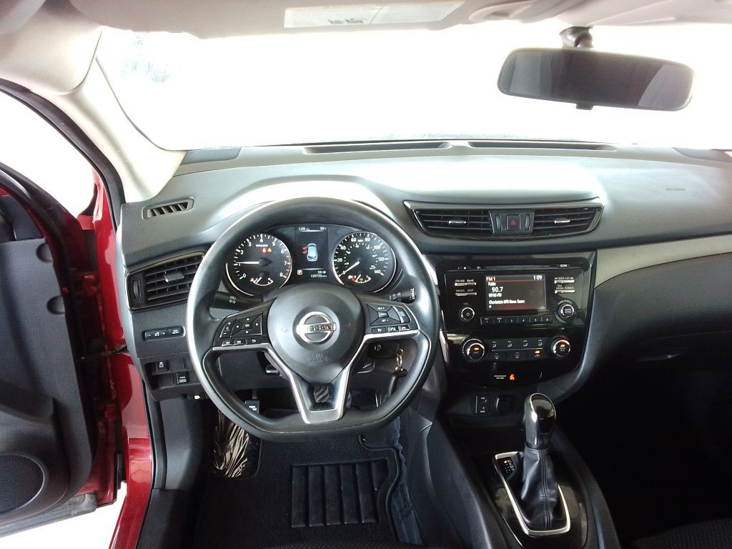 2018 Nissan Rogue Image 7