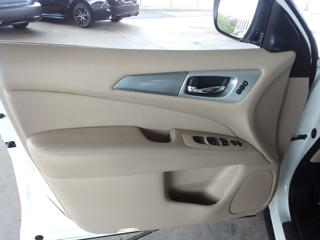 2019 Nissan Pathfinder Image 23