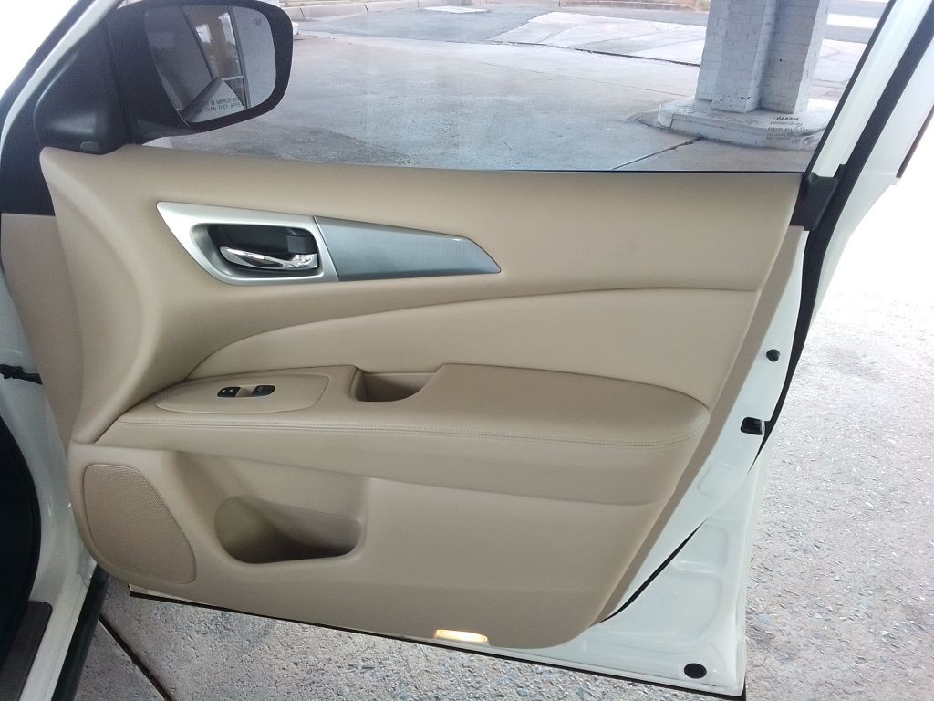2019 Nissan Pathfinder Image 25