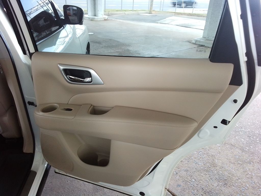 2019 Nissan Pathfinder Image 26
