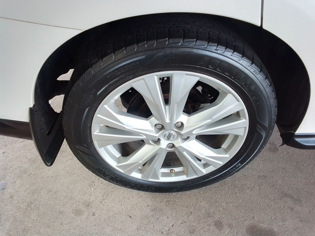 2019 Nissan Pathfinder Image 30