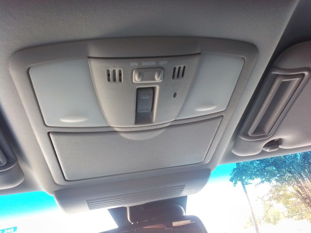 2017 Nissan Armada Image 17