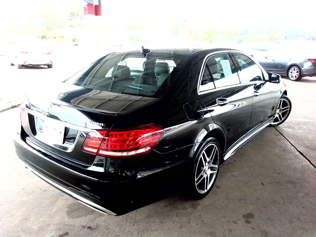 2015 Mercedes-Benz E-Class Image 5