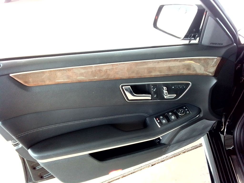 2015 Mercedes-Benz E-Class Image 22