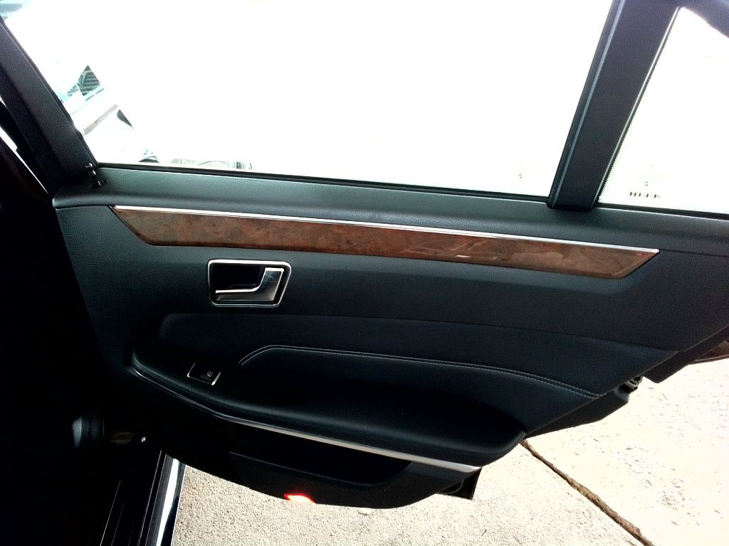 2015 Mercedes-Benz E-Class Image 25