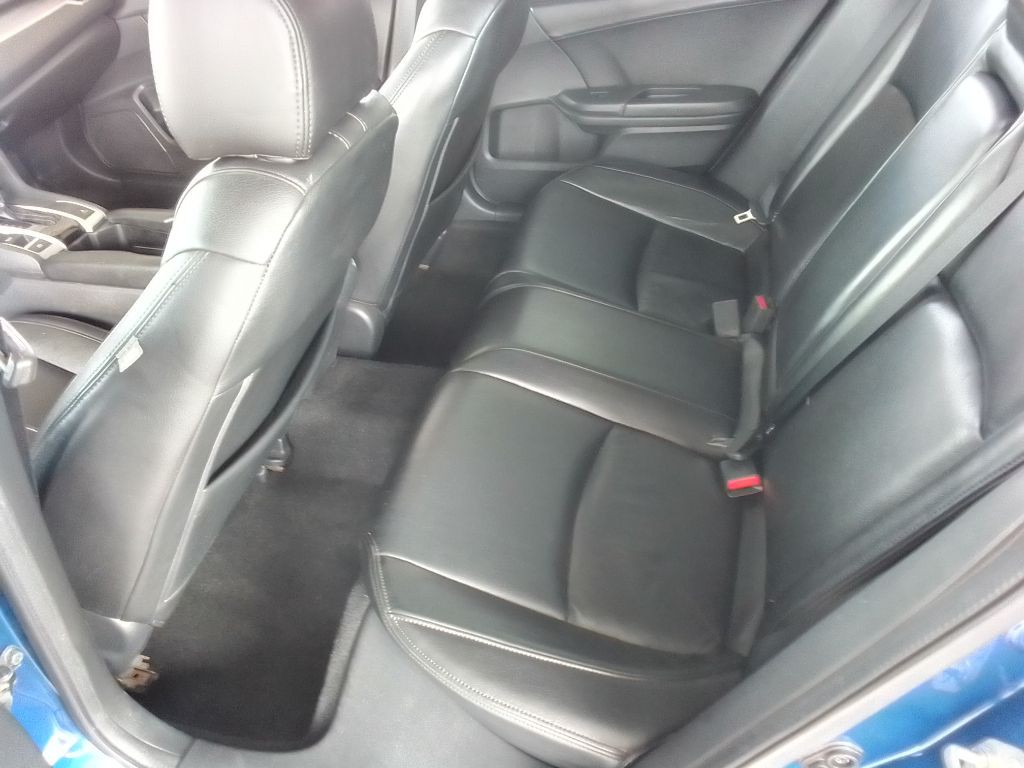 2016 Honda Civic Image 17
