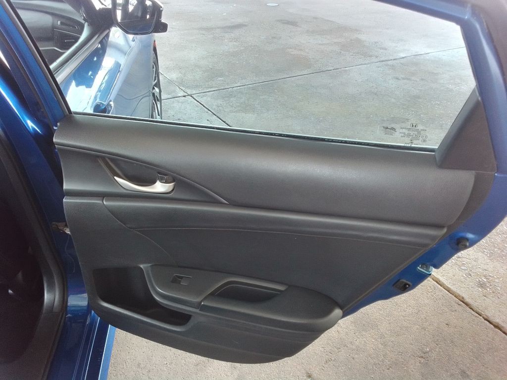 2016 Honda Civic Image 24