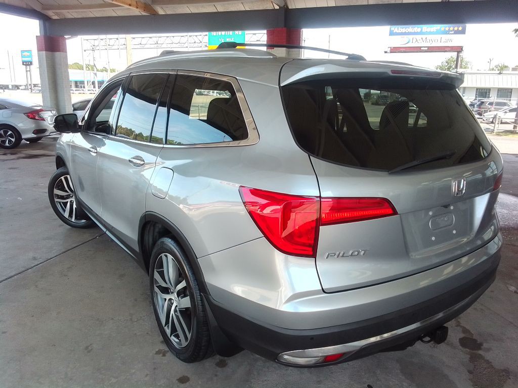 2017 Honda Pilot Image 4