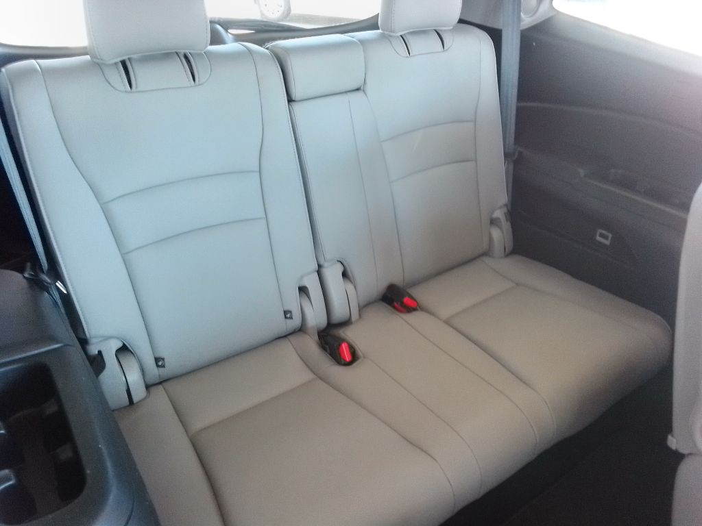 2017 Honda Pilot Image 19