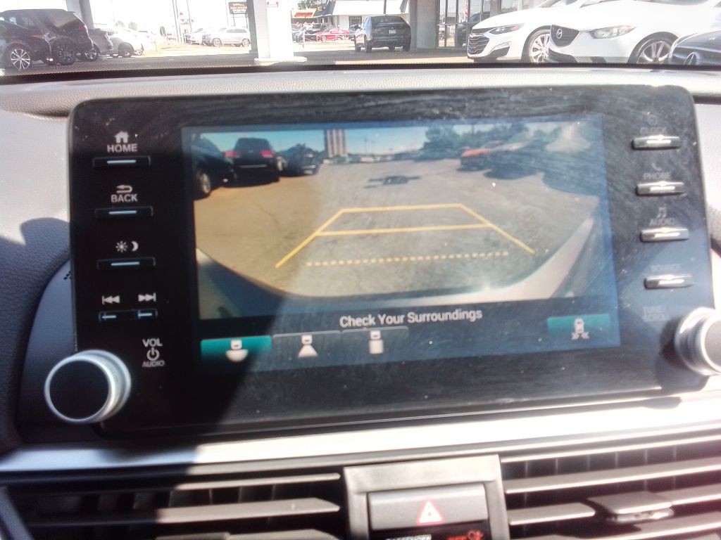 2018 Honda Accord Image 11