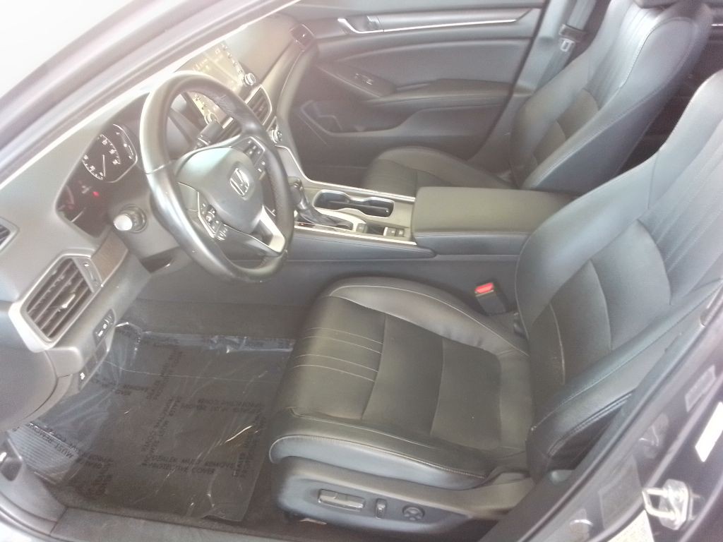 2018 Honda Accord Image 13