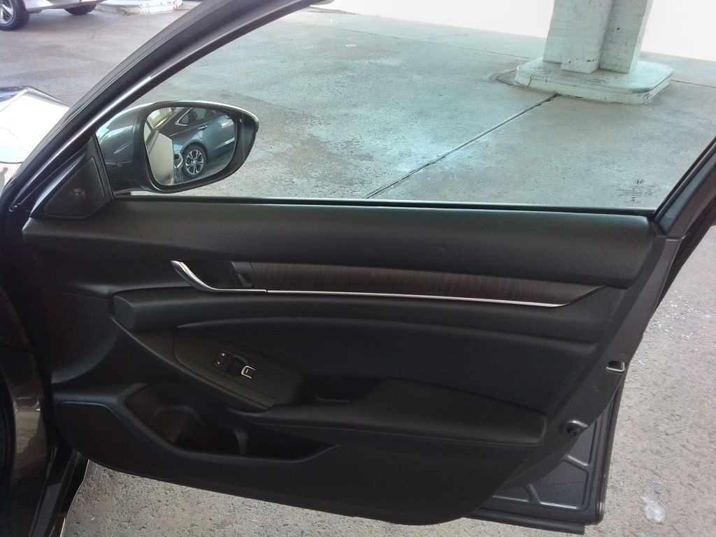 2018 Honda Accord Image 20