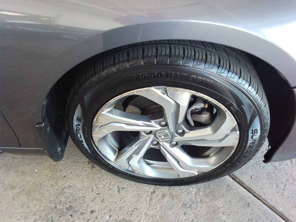 2018 Honda Accord Image 25