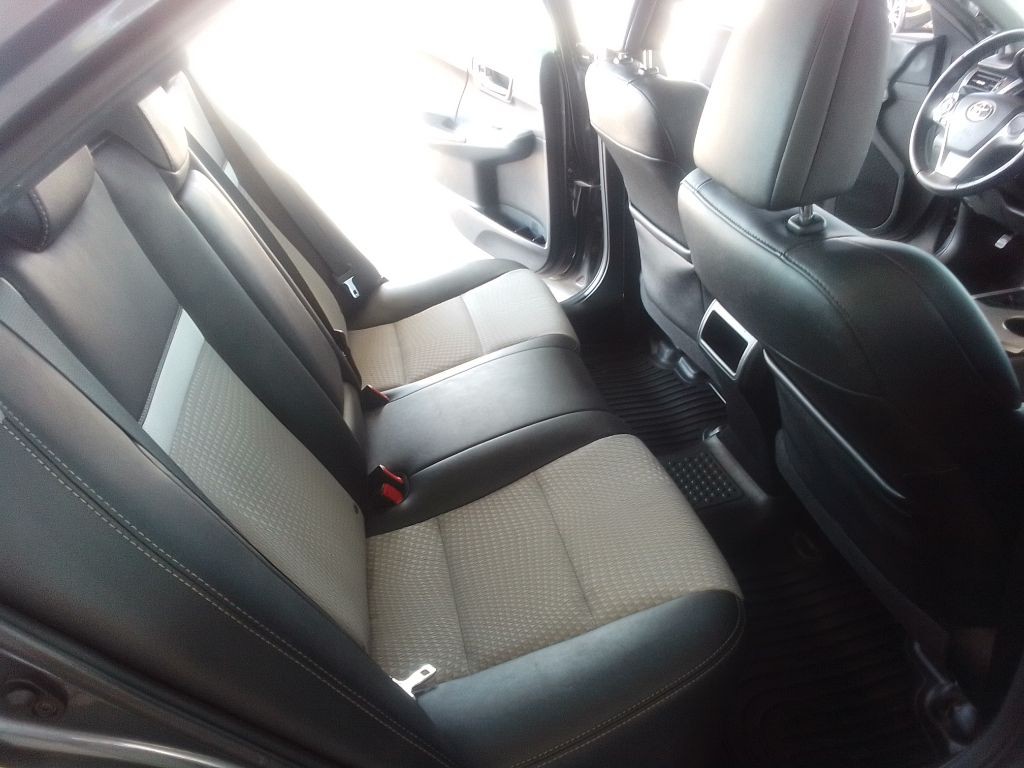 2014 Toyota Camry Image 13