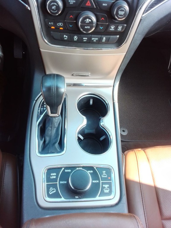2016 Jeep Grand Cherokee Image 9