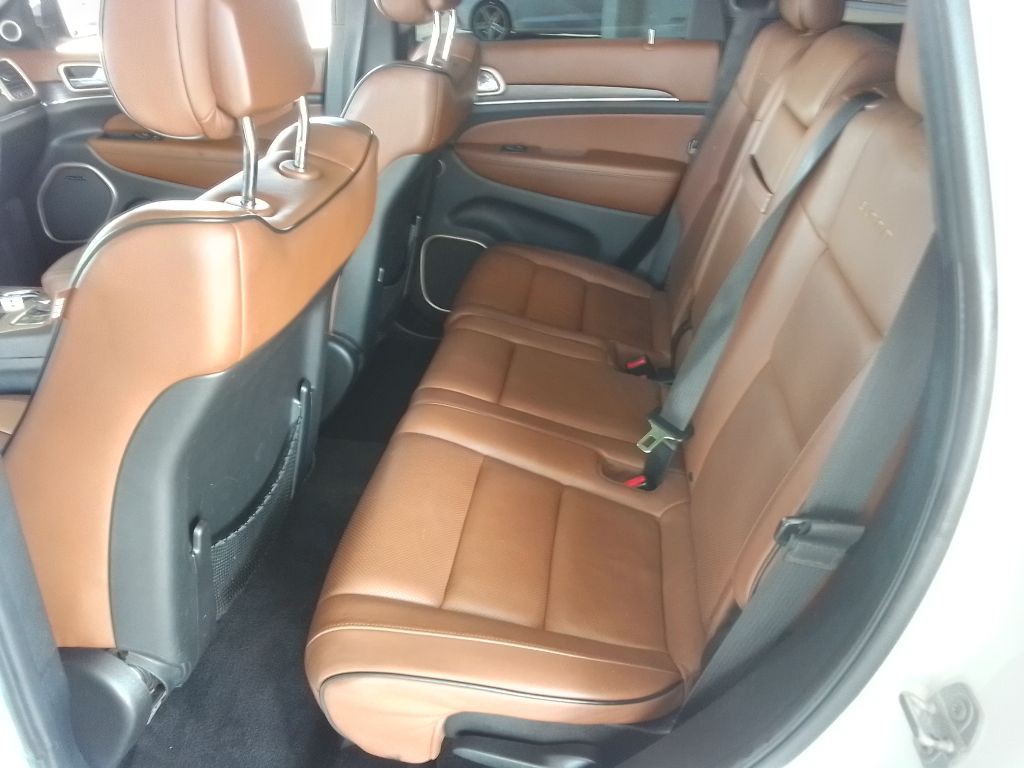 2016 Jeep Grand Cherokee Image 19