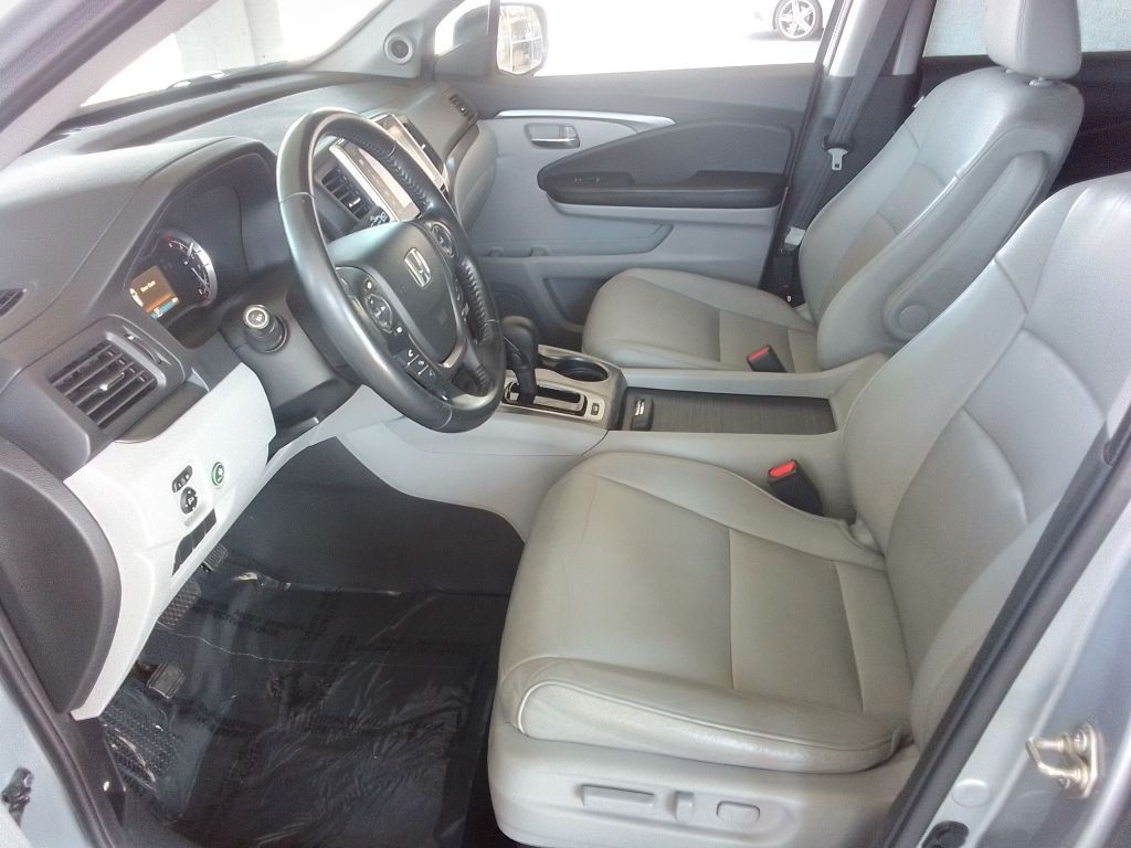 2016 Honda Pilot Image 15