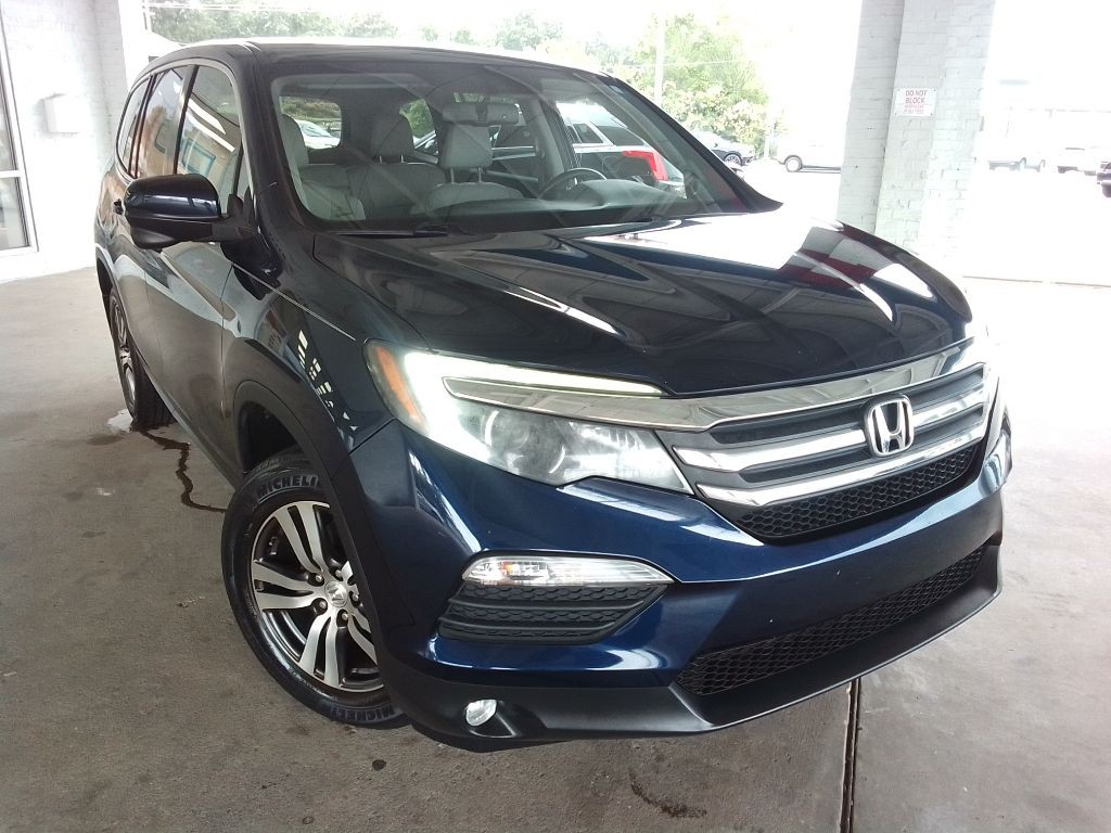 2017 Honda Pilot Image 2