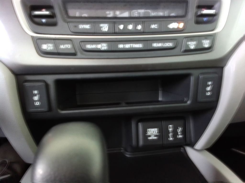 2017 Honda Pilot Image 13