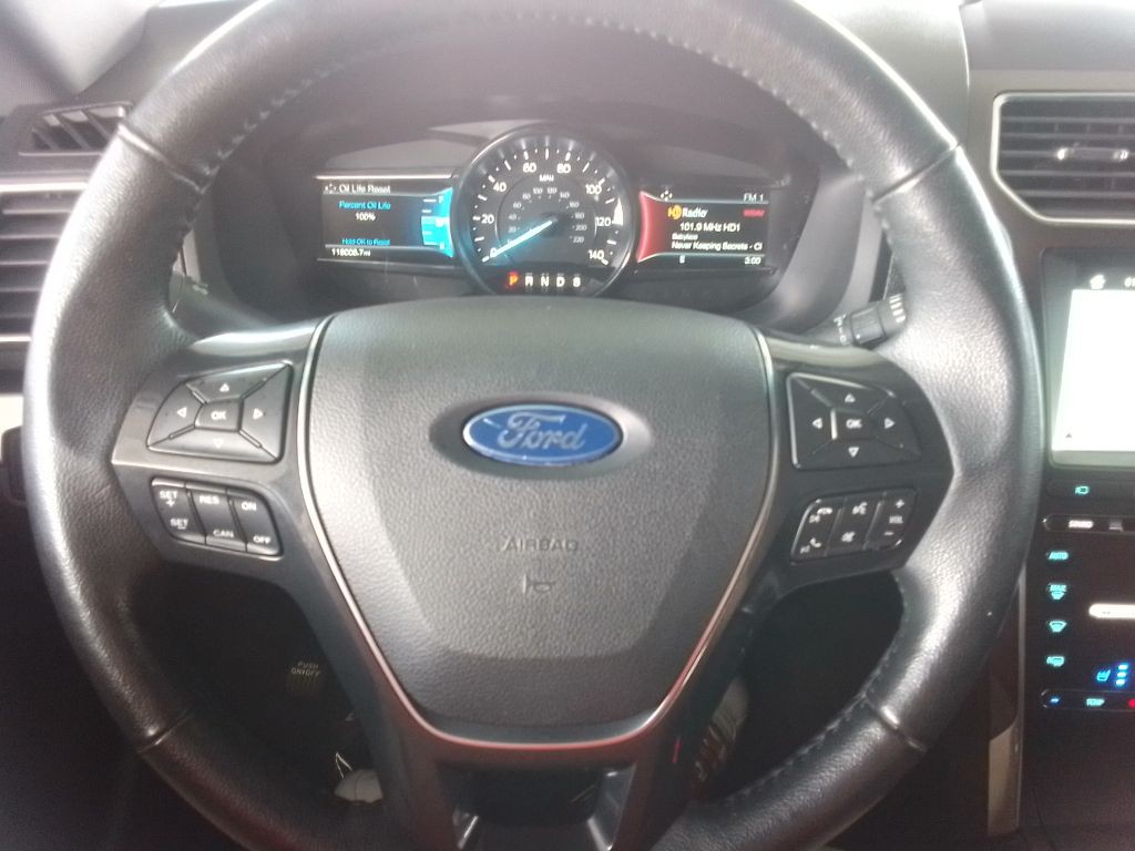 2018 Ford Explorer Image 8