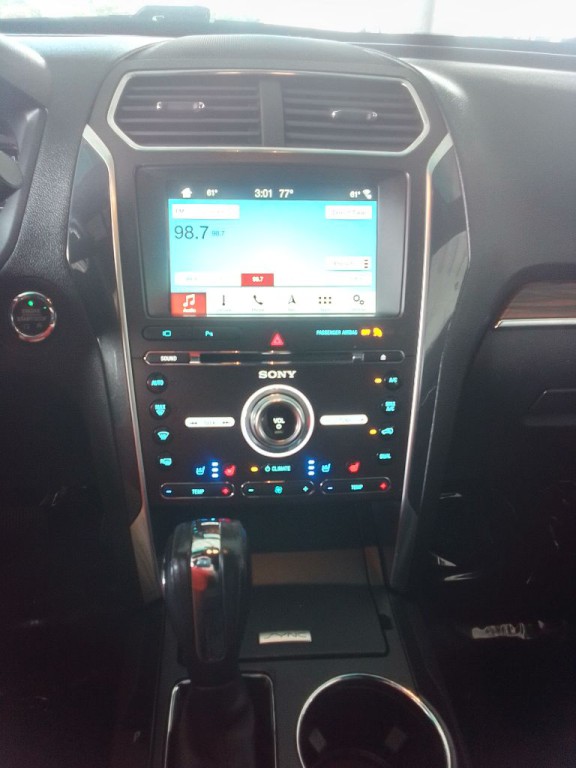 2018 Ford Explorer Image 9