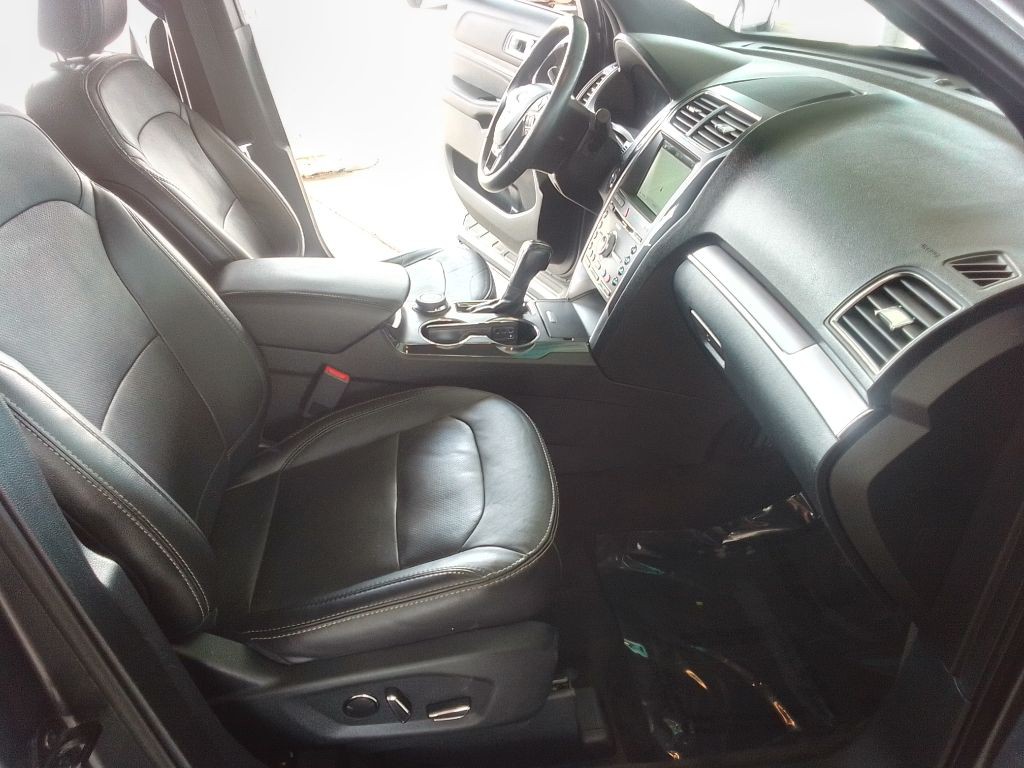 2018 Ford Explorer Image 17