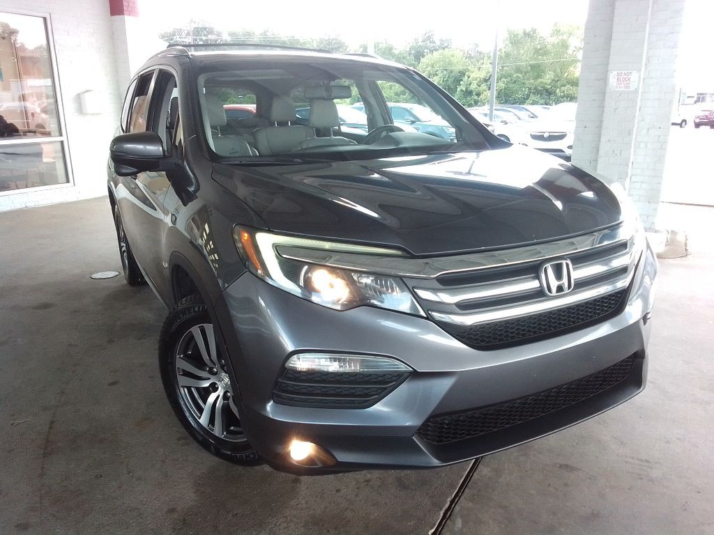 2017 Honda Pilot Image 2