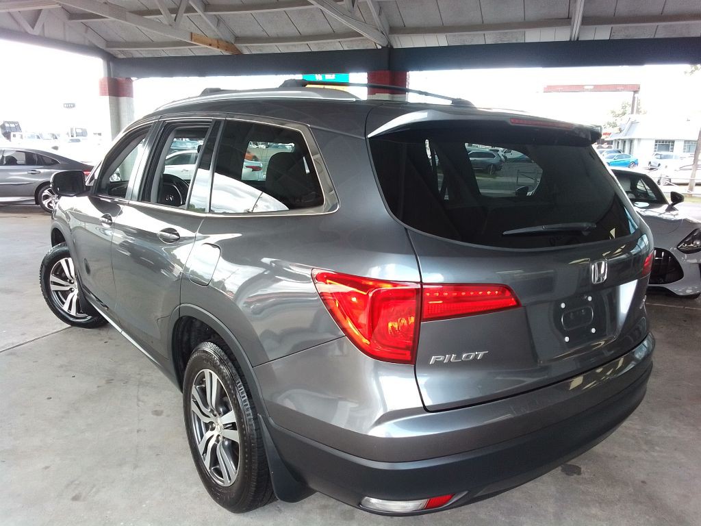 2017 Honda Pilot Image 4