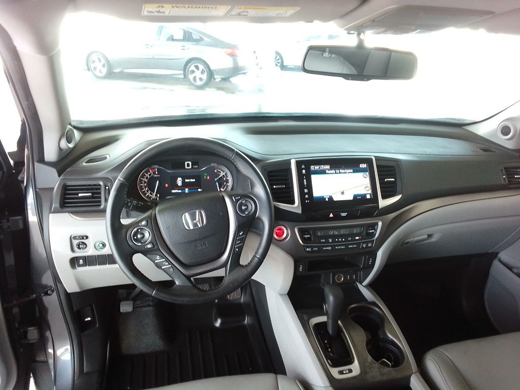 2017 Honda Pilot Image 7