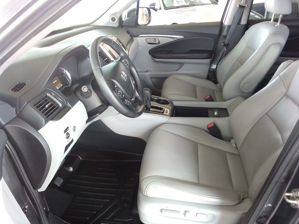 2017 Honda Pilot Image 20