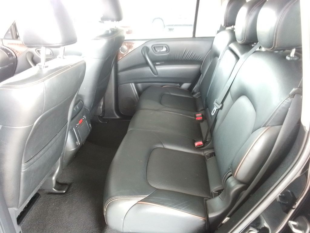 2019 Nissan Armada Image 16