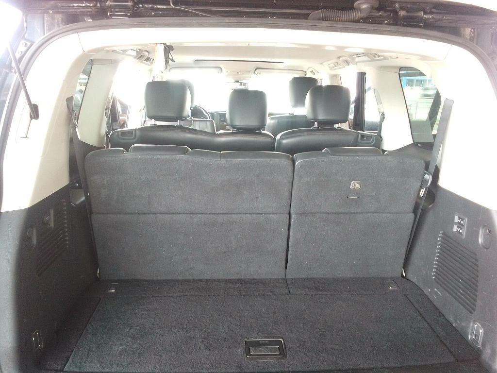 2019 Nissan Armada Image 21