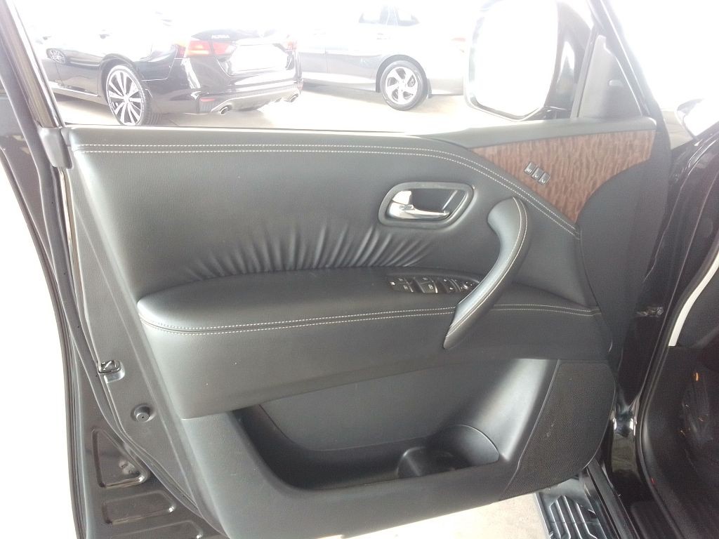 2019 Nissan Armada Image 22