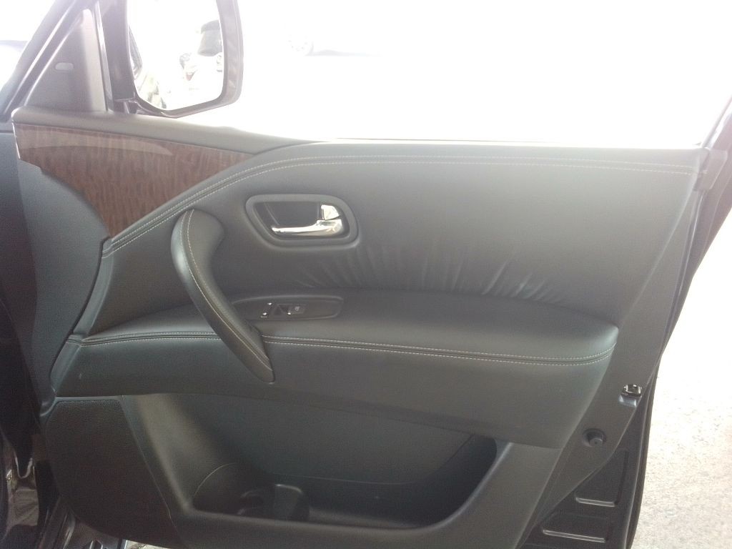 2019 Nissan Armada Image 24