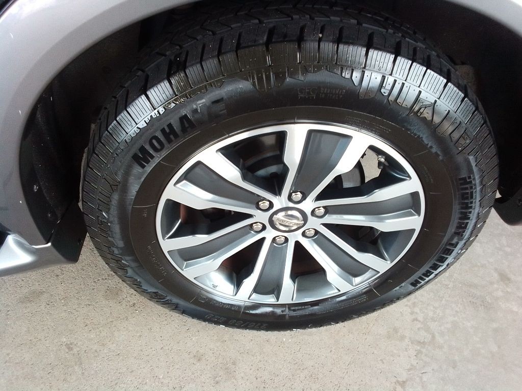 2019 Nissan Armada Image 28