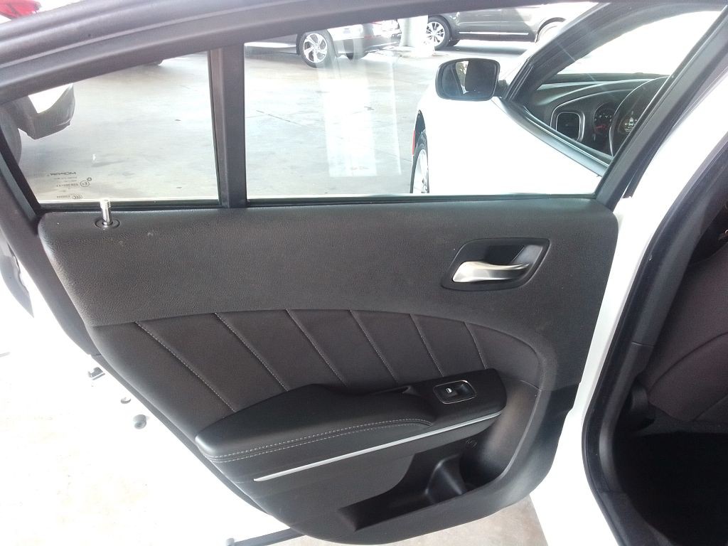2021 Dodge Charger Image 20