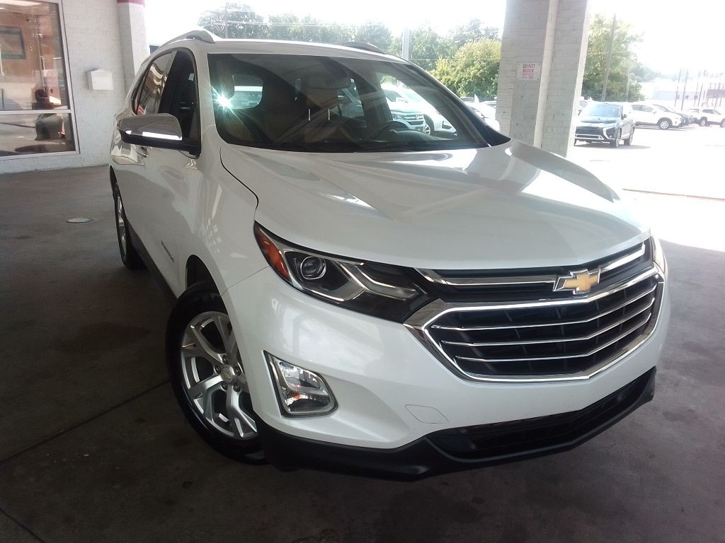 2019 Chevrolet Equinox Image 2