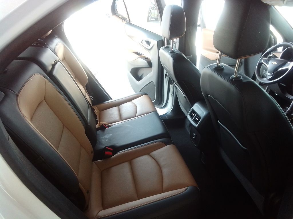 2019 Chevrolet Equinox Image 17
