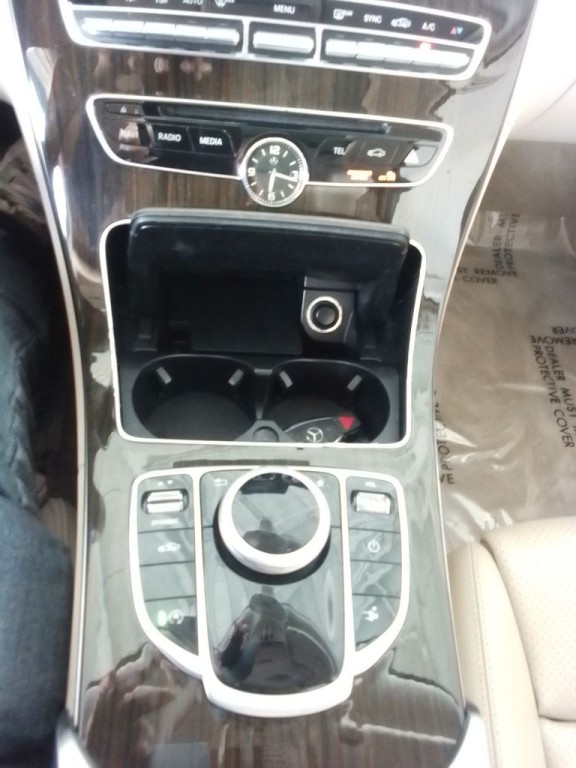 2017 Mercedes-Benz C-Class Image 11